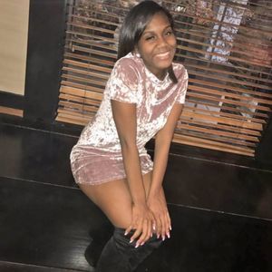 Meet your Posher, Mackenzie